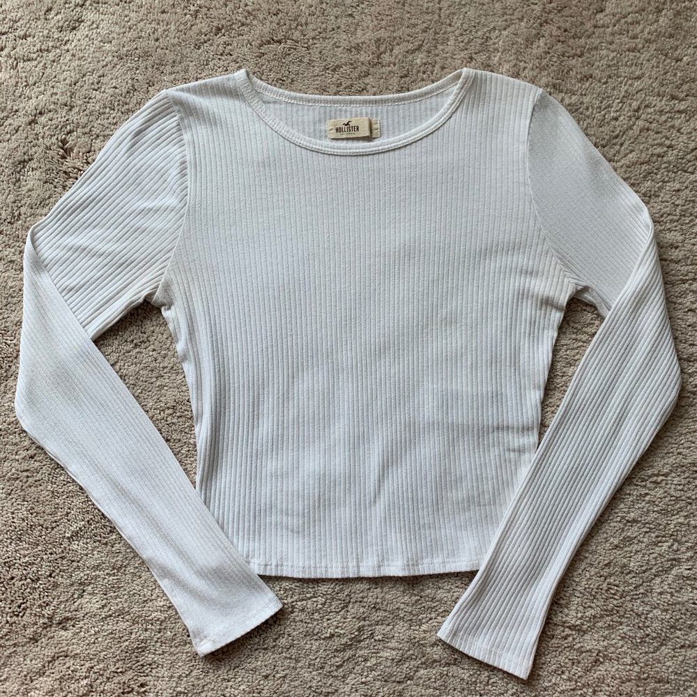 Hollister White Long Sleeve Cropped Top